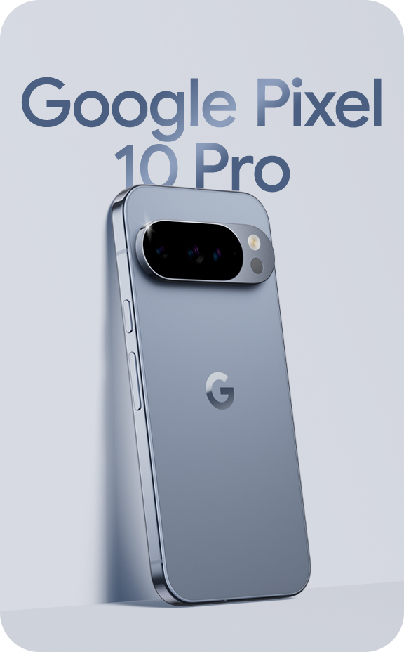 Google Pixel 10 Pro in Moonstone, an eine Wand gelehnt