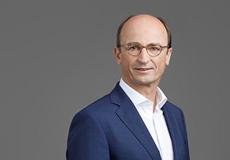 Dr. Christoph Clément
